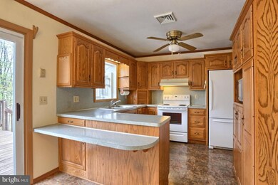 70 Eisenhauer Rd, Myerstown, PA 17067 - photo 6