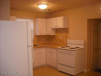 4629 Daughtry Blvd E, Jacksonville, FL 32210 - photo 2