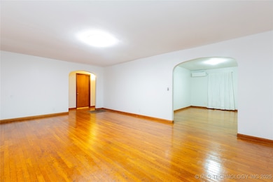 1204 E Comanche Ave, McAlester, OK 74501 - photo 7