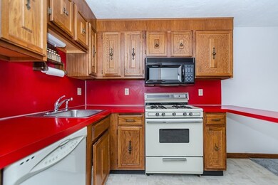 281 Boylston St unit I, Lowell, MA 01852 - photo 6