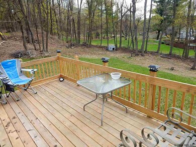 22 Oxford Cir, Troy, NY 12180 - photo 6