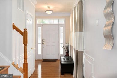 23144 Timber Creek Ln, Clarksburg, MD 20871 - photo 2