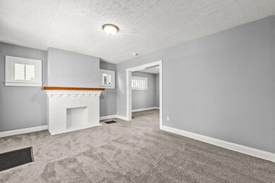 9-web-or-mls-1492East26thAvenue_Hommati1
