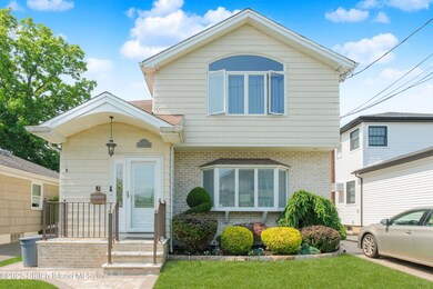 147 Howton Ave, Staten Island, NY 10308 - photo 6