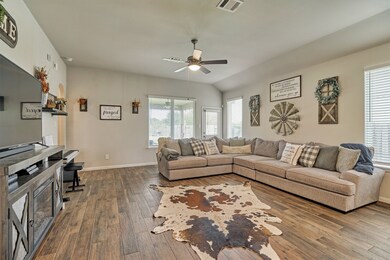 31306 Little Garden Ct, Hockley, TX 77447 - photo 7