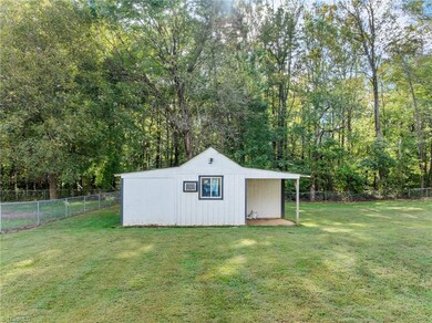 4941 Pine Hall Rd, Walkertown, NC 27051 - photo 6