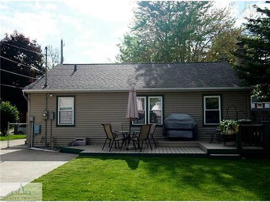 2415 Concord Rd, Lansing, MI 48910 - photo 5