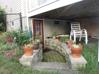 34 Meade St, Nashua, NH 03064 - photo 5