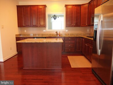 215 Zinfandel Ln, Annapolis, MD 21401 - photo 6