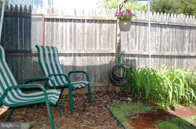 7947 Hugh Mullen Dr unit 70, Manassas, VA 20109 - photo 4