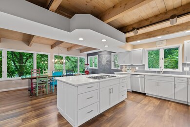 989 Noe Bixby Rd, Columbus, OH 43213 - photo 5