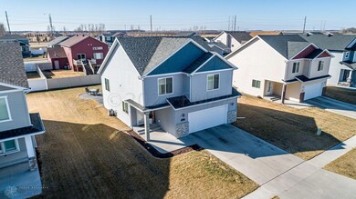 1217 30 AVE W