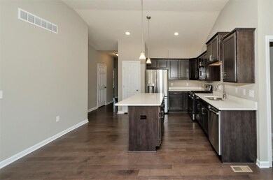 5655 Arbor Park Dr, Liberty Township, OH 45044 - photo 3