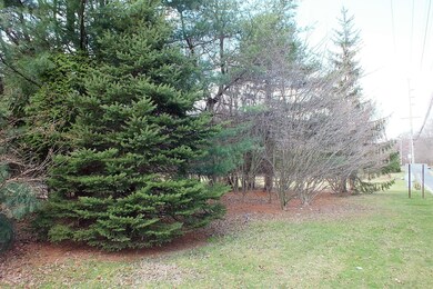 127 Crawfords Corner Rd, Holmdel, NJ 07733 - photo 7