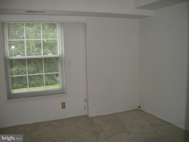 7640 Tremayne Place unit 109, McLean, VA 22102 - photo 7