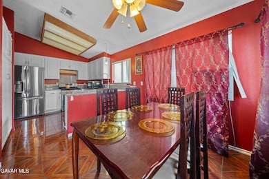 3639 Challenger Ct, Palmdale, CA 93550 - photo 7