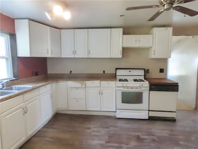 2007 Cayuga St, Romulus, NY 14541 - photo 4