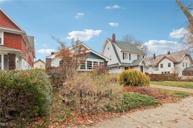 15007 Lakeshore Blvd, Cleveland, OH 44110 - photo 5