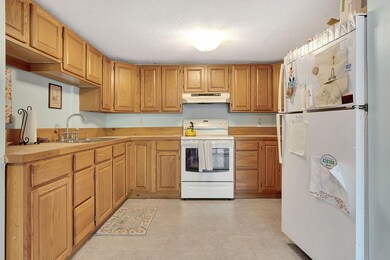 26-web-or-mls-12LakeCamp-21