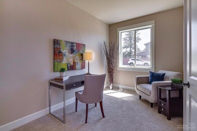 61032 SE Stari Most Loop, Bend, OR 97702 - photo 5