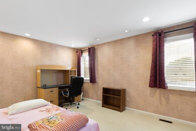 13 Greentree Way, Cherry Hill, NJ 08003 - photo 7