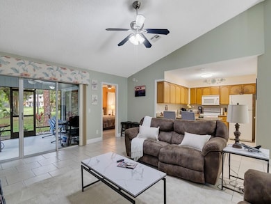 2020 Vero South Cir SW unit 4, Vero Beach, FL 32962 - photo 4