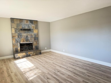 4199 Hilyard Ave, Klamath Falls, OR 97603 - photo 3