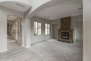 04_3070ETURNBERRYDR_2004_HiRes
