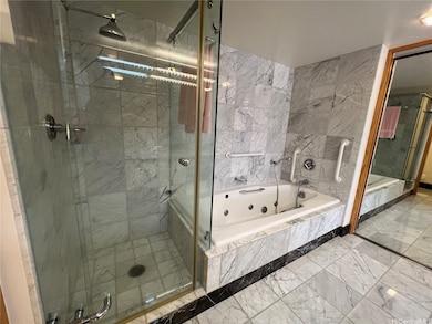 Waikiki Landmark Apartments unit 3302, Honolulu, HI 96815 - photo 5