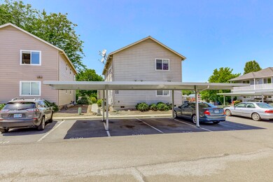 628 Valley Heart Ln, Central Point, OR 97502 - photo 6