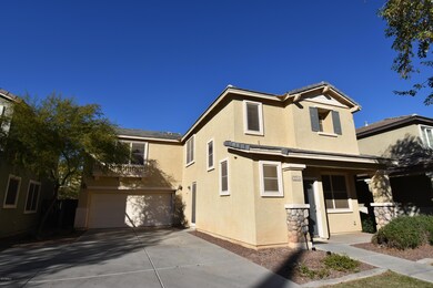 2214 E Wayland
