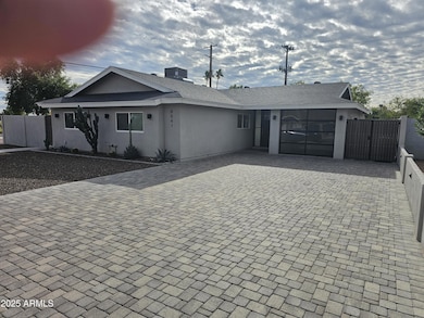 8541 E Catalina Dr, Scottsdale, AZ 85251 - photo 2