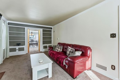 208 W Fleming Ave, Fort Wayne, IN 46807 - photo 4