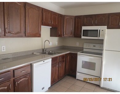 541 Revere St unit 2B, Revere, MA 02151 - photo 3