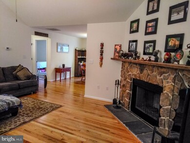 453 King David Dr, Linden, VA 22642 - photo 5