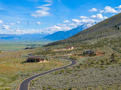 110-web-or-mls-300 James Canyon Loop-110