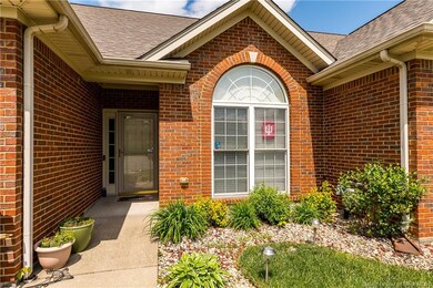 2402 Pickwick Ct, New Albany, IN 47150 - photo 5