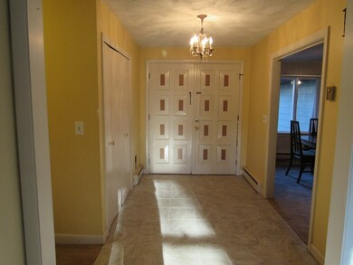 72 Atkinson Dr, Bridgewater, MA 02324 - photo 3