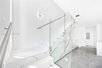 526 SW 2nd St unit 1, Miami, FL 33130 - photo 7