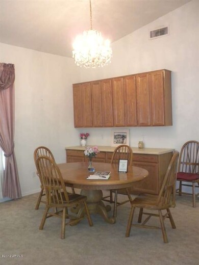 951 E KRAMER ST 033