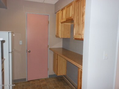 214 E Harford St, Milford, PA 18337 - photo 5