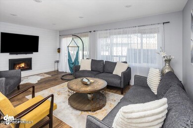 06-Living Room_IMG_0527