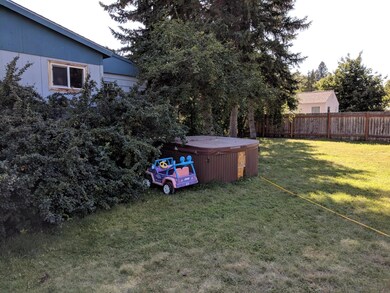 511 E Evergreen Dr, Kalispell, MT 59901 - photo 3