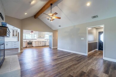 3028 English Creek Dr, Azle, TX 76020 - photo 5