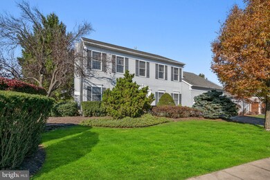 16 Crestview Dr, Kendall Park, NJ 08824 - photo 2