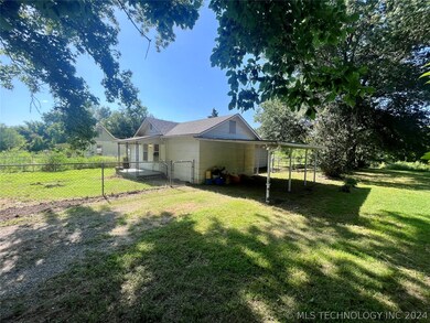 411 E Birch, Henryetta, OK 74437 - photo 3