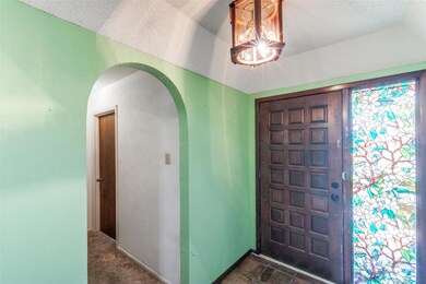 4001 Aragon Dr, Fort Worth, TX 76133 - photo 4