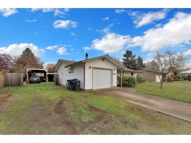 1113 Candlelight Dr, Eugene, OR 97402 - photo 2