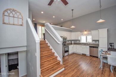Dining/Kitchen