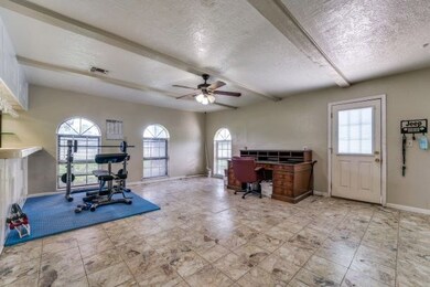 7658 Streamside Dr, Houston, TX 77088 - photo 7